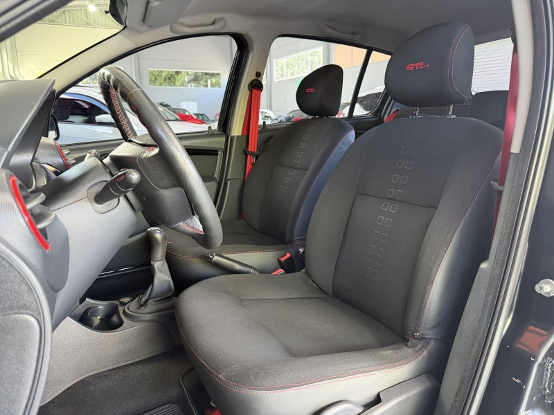 SANDERO 1.6 GT LINE LIMITED FLEX 4P MANUAL - 2013 - CARLOS BARBOSA