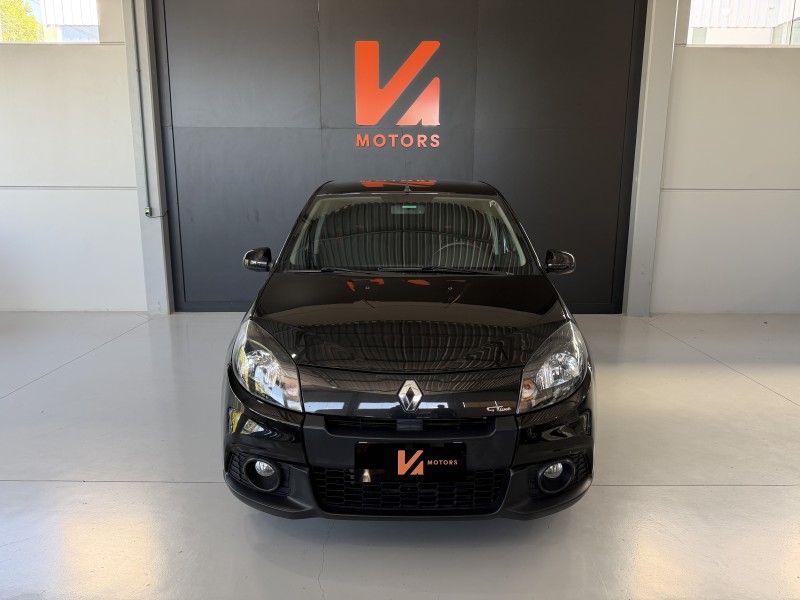 SANDERO 1.6 GT LINE LIMITED FLEX 4P MANUAL - 2013 - CARLOS BARBOSA