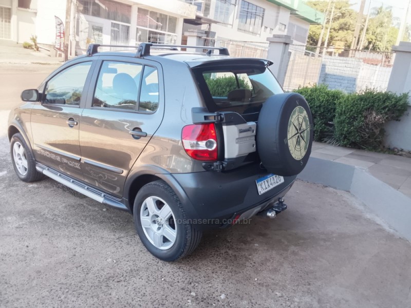 CROSSFOX 1.6 MI FLEX 8V 4P MANUAL - 2009 - ARROIO DO MEIO