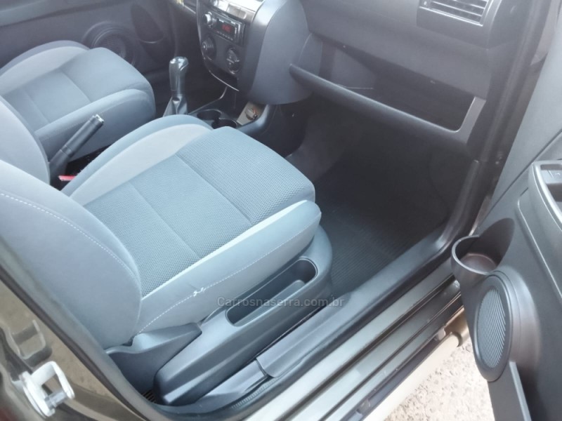 CROSSFOX 1.6 MI FLEX 8V 4P MANUAL - 2009 - ARROIO DO MEIO