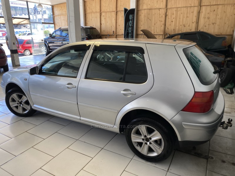 GOLF 1.6 MI 8V GASOLINA 4P MANUAL - 2003 - CAXIAS DO SUL