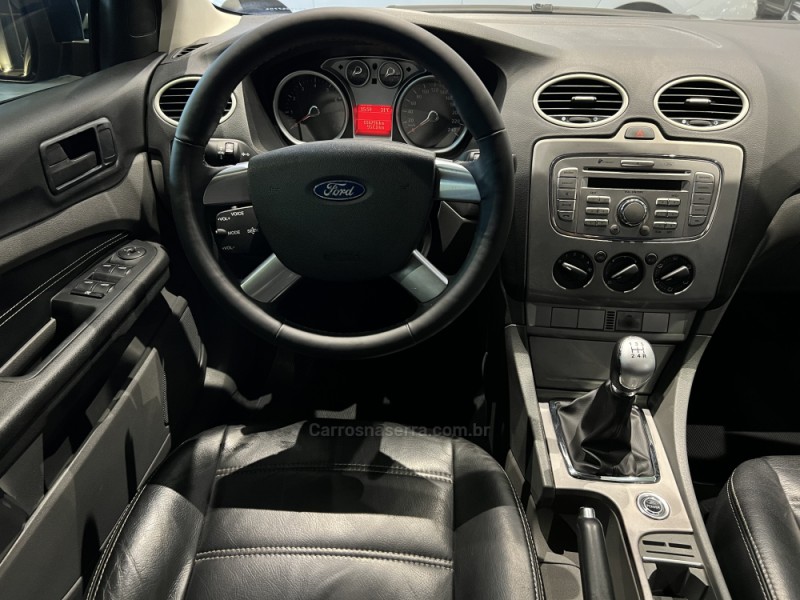 FOCUS 2.0 HC 16V FLEX 4P MANUAL - 2011 - CAXIAS DO SUL