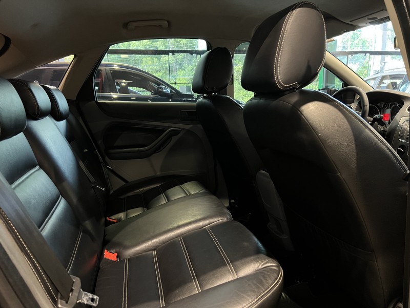 FOCUS 2.0 HC 16V FLEX 4P MANUAL - 2011 - CAXIAS DO SUL