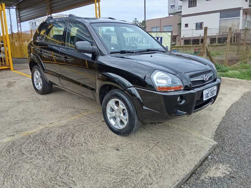 tucson 2.0 mpfi gl 16v 2wd gasolina 4p automatico 2010 arroio do meio