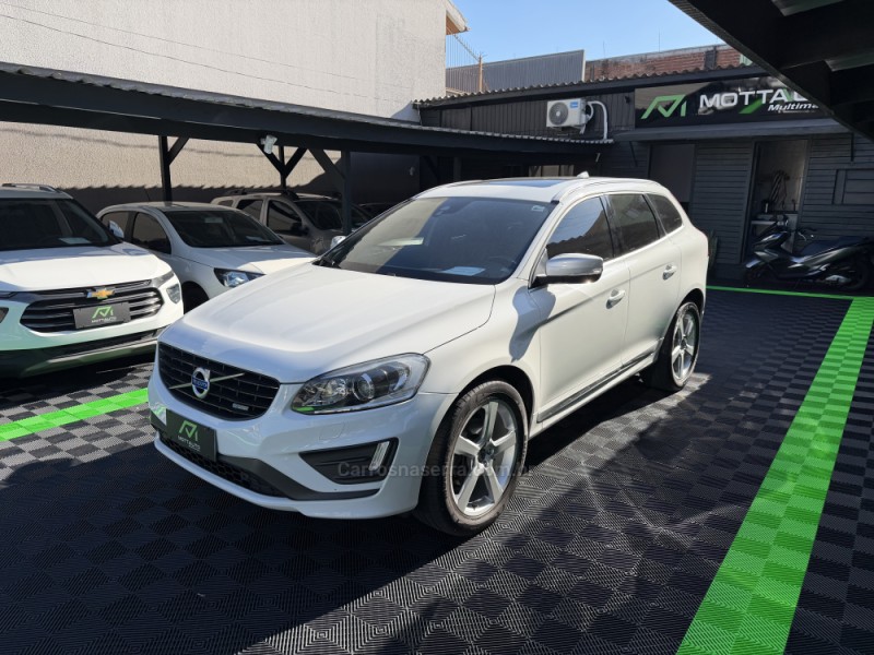 XC60 2.0 T5 R DESIGN TURBO GASOLINA 4P AUTOMÁTICO - 2015 - CAXIAS DO SUL
