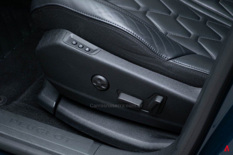 3008 1.6 GRIFFE THP 16V GASOLINA 4P AUTOMÁTICO - 2022 - GARIBALDI