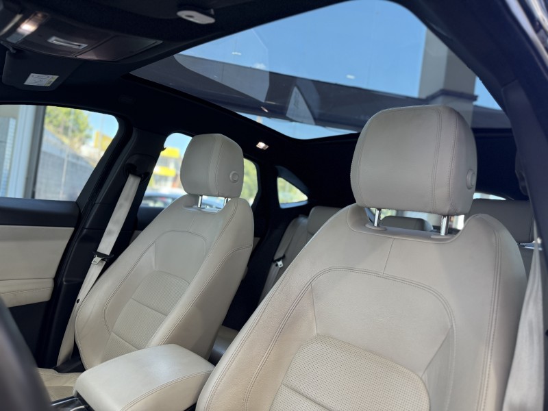 E-PACE 2.0 16V P300 R-DYNAMIC SE AWD GASOLINA 4P AUTOMÁTICO - 2019 - CAXIAS DO SUL