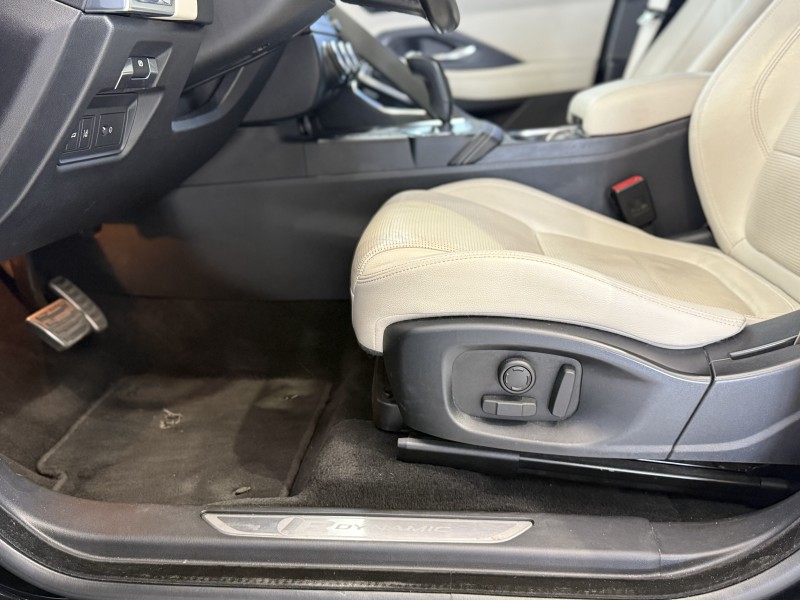 E-PACE 2.0 16V P300 R-DYNAMIC SE AWD GASOLINA 4P AUTOMÁTICO - 2019 - CAXIAS DO SUL