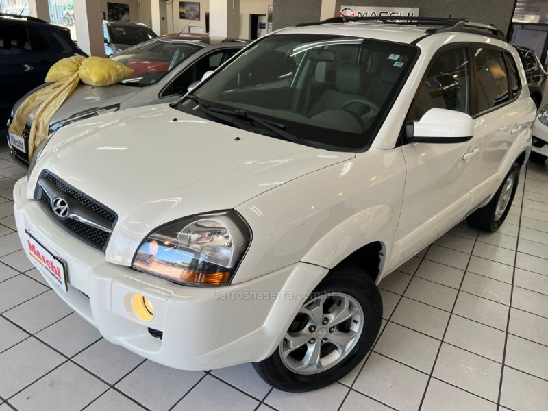 tucson 2.0 mpfi gls 16v 143cv 2wd flex 4p automatico 2016 caxias do sul