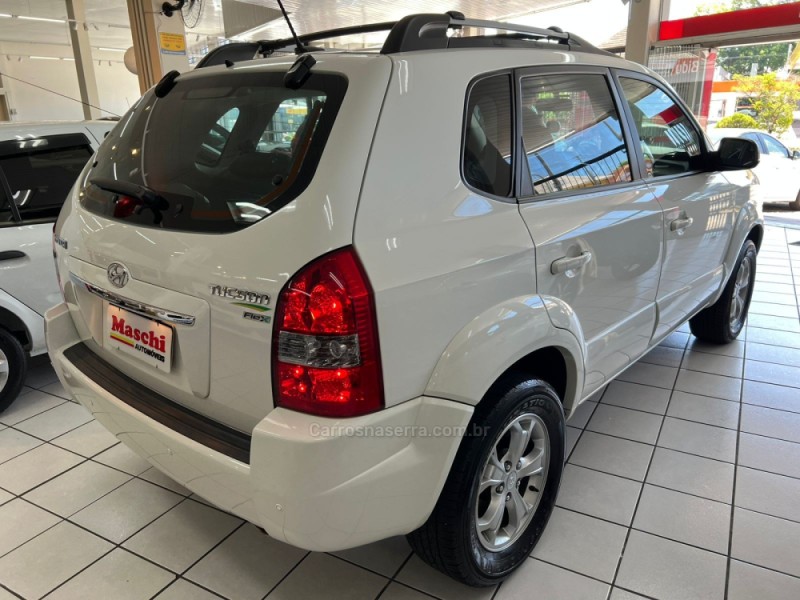 TUCSON 2.0 MPFI GLS 16V 143CV 2WD FLEX 4P AUTOMÁTICO - 2016 - CAXIAS DO SUL
