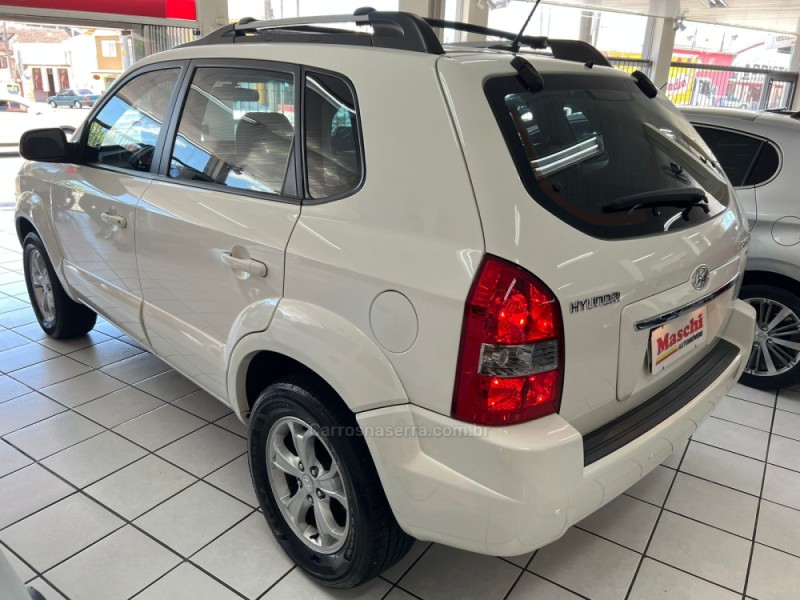 TUCSON 2.0 MPFI GLS 16V 143CV 2WD FLEX 4P AUTOMÁTICO - 2016 - CAXIAS DO SUL