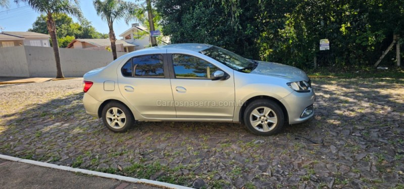 LOGAN 1.6 DYNAMIQUE 8V FLEX 4P MANUAL - 2015 - IVOTI