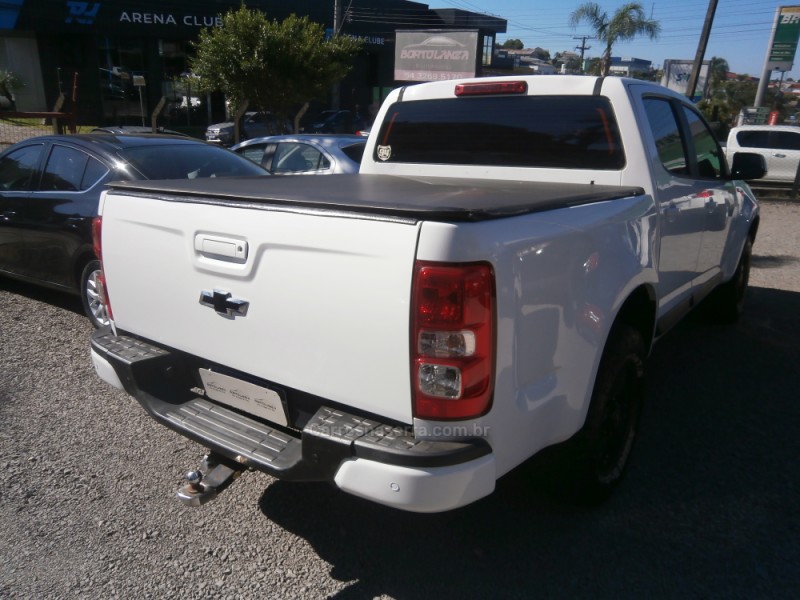 S10 2.4 LT 4X2 CD 8V FLEX 4P MANUAL - 2014 - FARROUPILHA