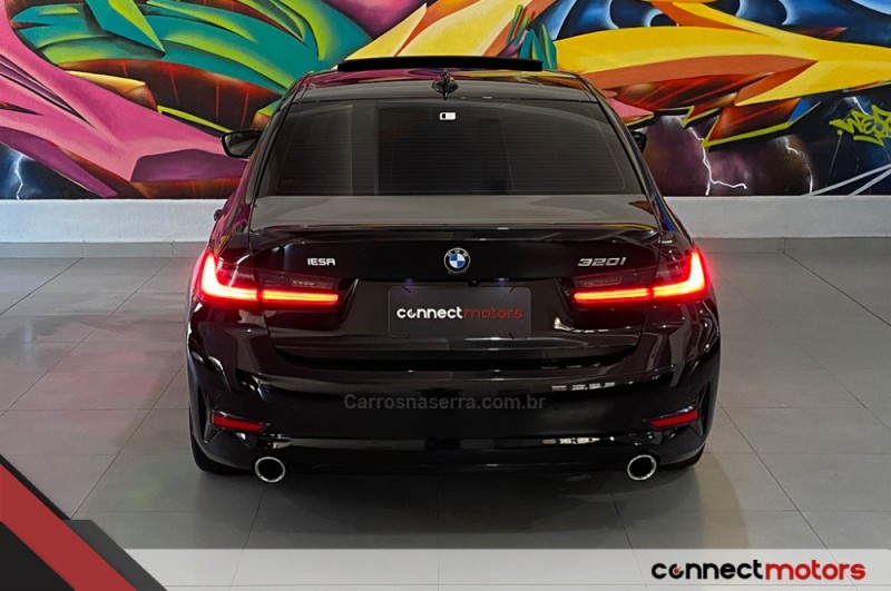 320I 2.0 SPORT GP 16V TURBO ACTIVE FLEX 4P AUTOMÁTICO - 2022 - BENTO GONçALVES