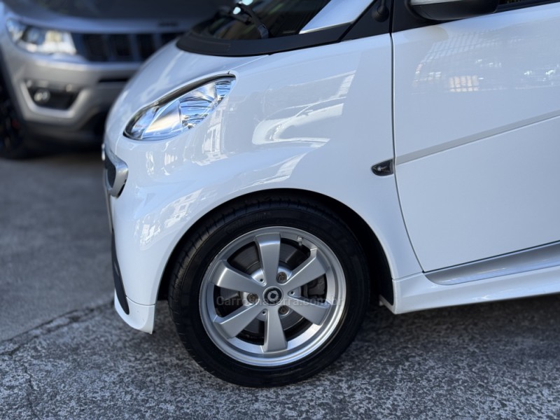 FORTWO 1.0 COUPÉ 3 CILINDROS 12V GASOLINA 2P AUTOMÁTICO - 2015 - CAXIAS DO SUL