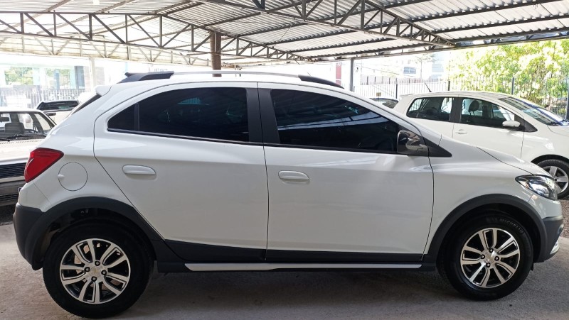 ONIX 1.4 MPFI ACTIV 8V FLEX 4P AUTOMÁTICO - 2018 - CAXIAS DO SUL