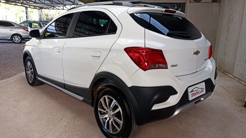 ONIX 1.4 MPFI ACTIV 8V FLEX 4P AUTOMÁTICO - 2018 - CAXIAS DO SUL