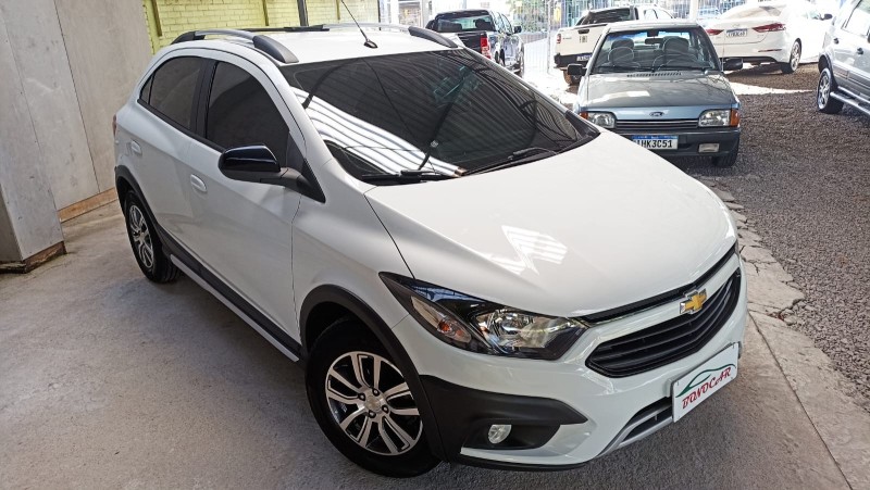 ONIX 1.4 MPFI ACTIV 8V FLEX 4P AUTOMÁTICO - 2018 - CAXIAS DO SUL