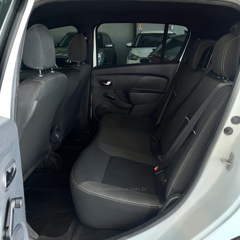 SANDERO 1.0 ZEN 12V FLEX 4P MANUAL - 2020 - CANOAS