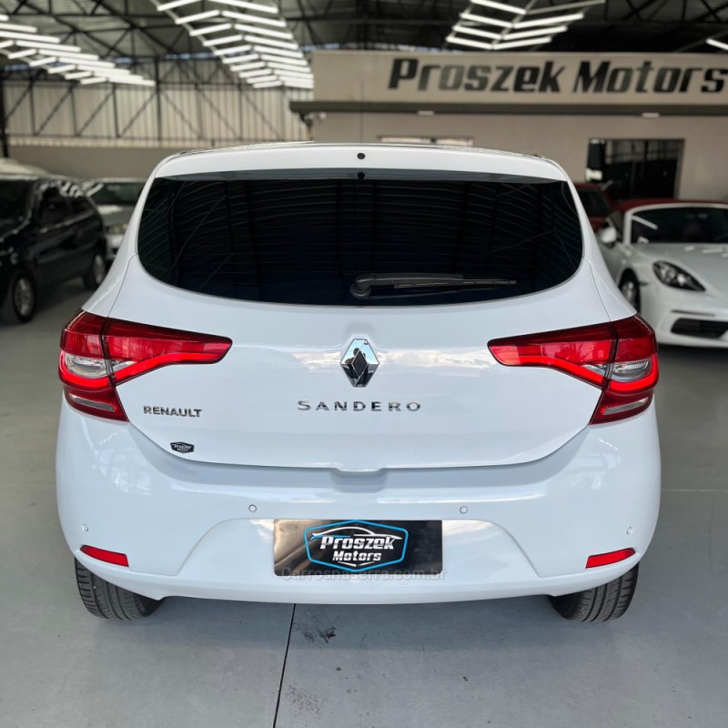 SANDERO 1.0 ZEN 12V FLEX 4P MANUAL - 2020 - CANOAS