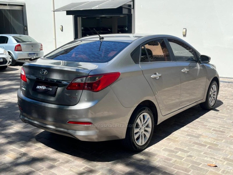 HB20S 1.0 COMFORT PLUS 12V TURBO FLEX 4P MANUAL - 2018 - BENTO GONçALVES