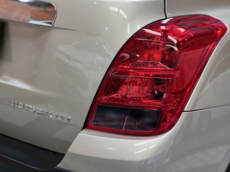 TRACKER 1.8 MPFI LTZ 4X2 16V FLEX 4P AUTOMÁTICO - 2015 - BENTO GONçALVES