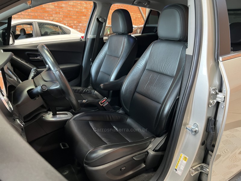 TRACKER 1.8 MPFI LTZ 4X2 16V FLEX 4P AUTOMÁTICO - 2015 - BENTO GONçALVES