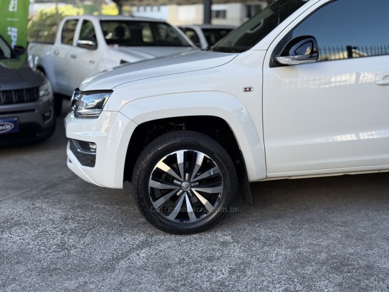 AMAROK 3.0 V6 TDI HIGHLINE CD DIESEL 4MOTION AUTOMÁTICO - 2020 - CAXIAS DO SUL