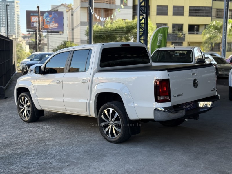 AMAROK 3.0 V6 TDI HIGHLINE CD DIESEL 4MOTION AUTOMÁTICO - 2020 - CAXIAS DO SUL