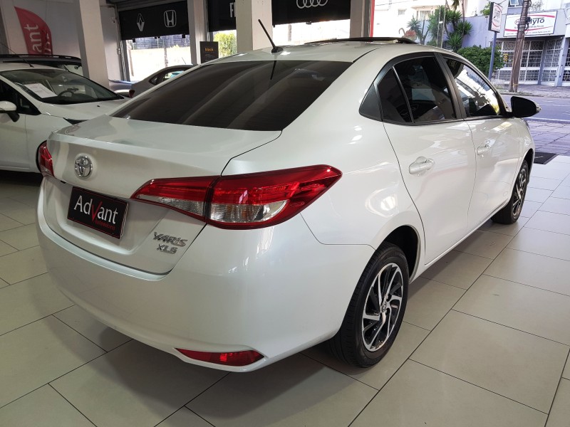 YARIS 1.5 XLS SEDAN 16V FLEX 4P AUTOMÁTICO - 2024 - CAXIAS DO SUL