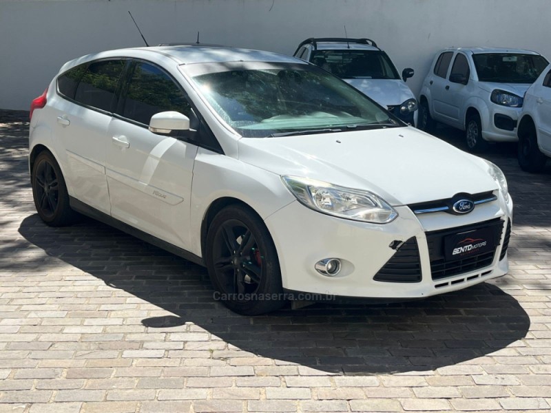 FOCUS 2.0 SE 16V FLEX 4P AUTOMÁTICO - 2015 - BENTO GONçALVES