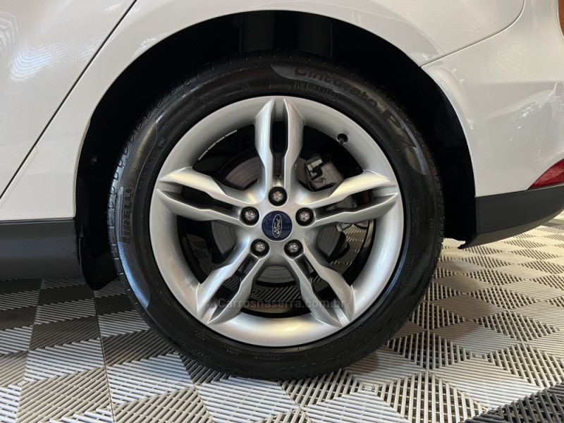 FOCUS 1.6 SE 16V FLEX 4P MANUAL - 2018 - BENTO GONçALVES