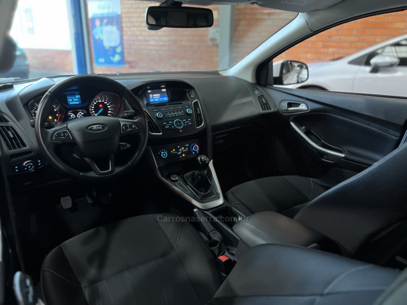 FOCUS 1.6 SE 16V FLEX 4P MANUAL - 2018 - BENTO GONçALVES