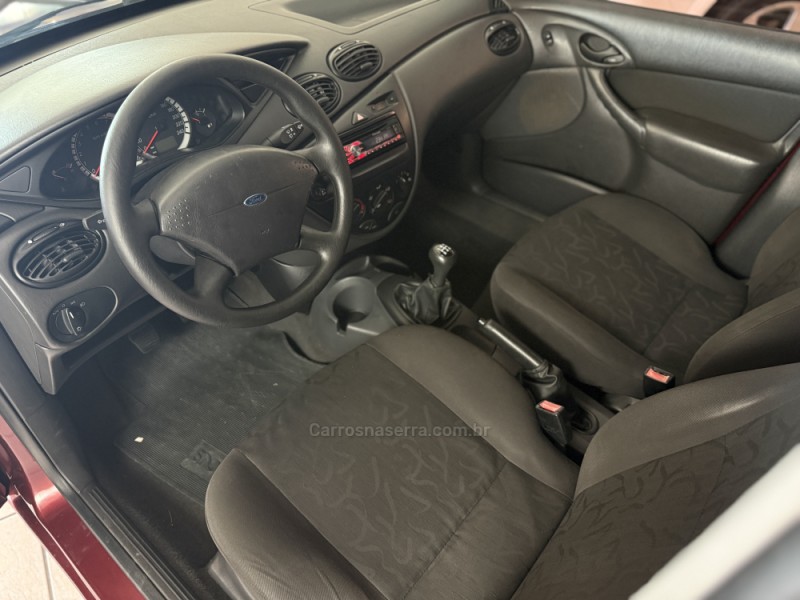 FOCUS 1.6 GL 8V FLEX 4P MANUAL - 2009 - GUAPORé