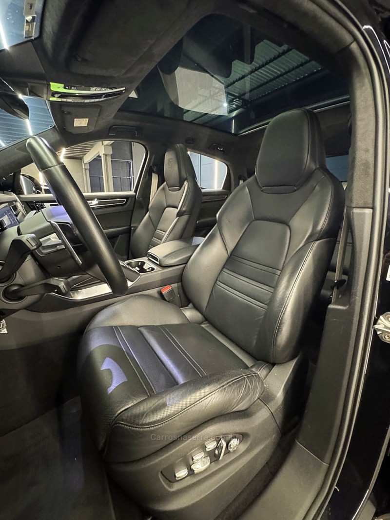 CAYENNE  - 2020 - PASSO FUNDO