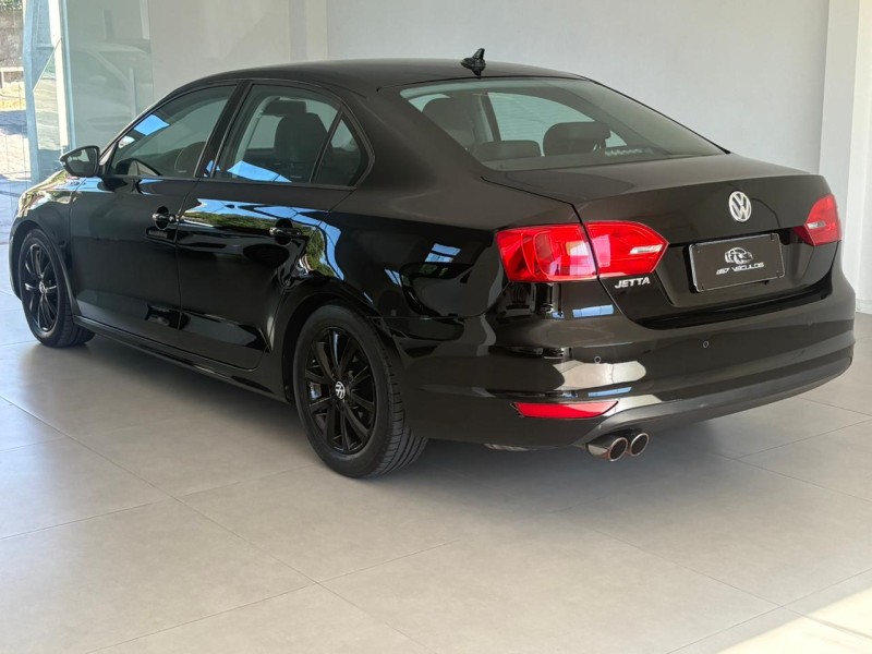 JETTA 2.0 COMFORTLINE FLEX 4P TIPTRONIC - 2011 - BENTO GONçALVES