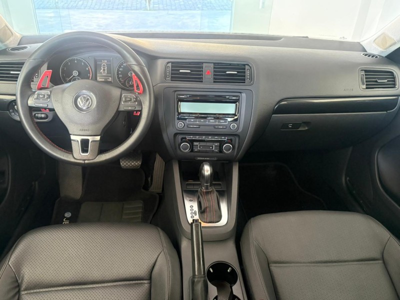 JETTA 2.0 COMFORTLINE FLEX 4P TIPTRONIC - 2011 - BENTO GONçALVES