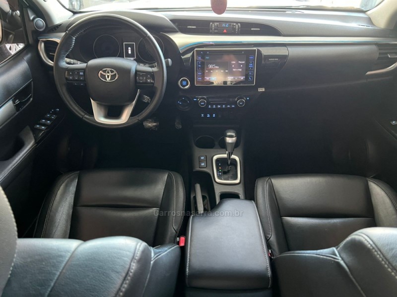 HILUX 2.8 SRX PLUS 4X4 CD TURBO DIESEL 4P AUTOMÁTICO - 2018 - CAXIAS DO SUL