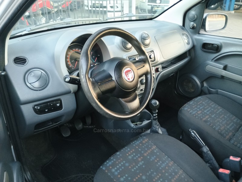 UNO 1.0 VIVACE 8V FLEX 4P MANUAL - 2013 - CAMPO BOM