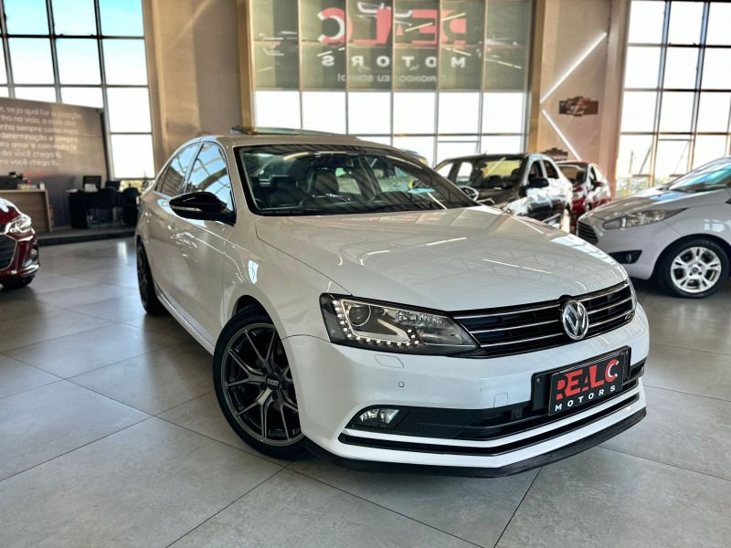 JETTA 2.0 TSI HIGHLINE 211CV GASOLINA 4P DSG - 2016 - CAXIAS DO SUL
