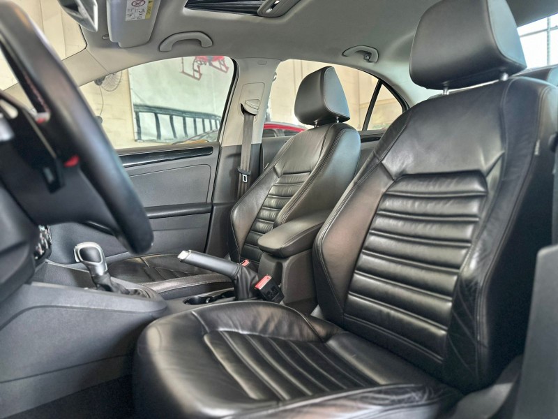 JETTA 2.0 TSI HIGHLINE 211CV GASOLINA 4P DSG - 2016 - CAXIAS DO SUL