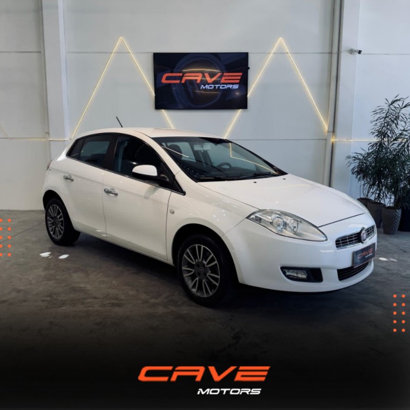 bravo 1.8 essence 16v flex 4p manual 2014 caxias do sul