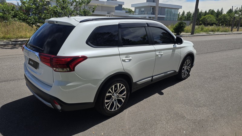 OUTLANDER 2.0 16V GASOLINA 4P AUTOMÁTICO - 2016 - BENTO GONçALVES