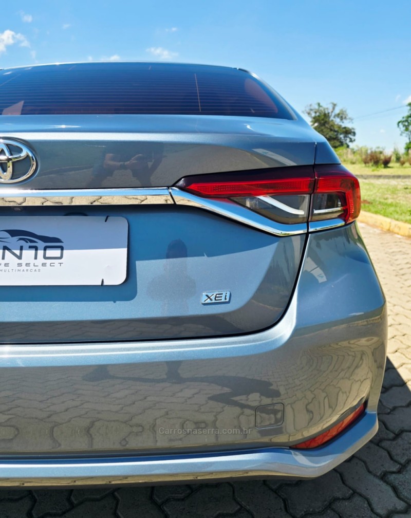 COROLLA 2.0 XEI 16V FLEX 4P AUTOMÁTICO - 2020 - LAJEADO