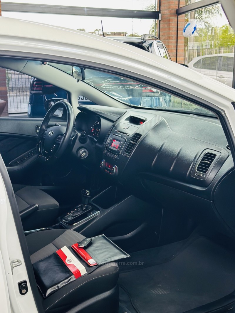 CERATO 1.6 EX2 SEDAN 16V GASOLINA 4P AUTOMÁTICO - 2019 - CANELA