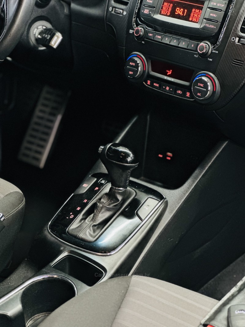 CERATO 1.6 EX2 SEDAN 16V GASOLINA 4P AUTOMÁTICO - 2019 - CANELA