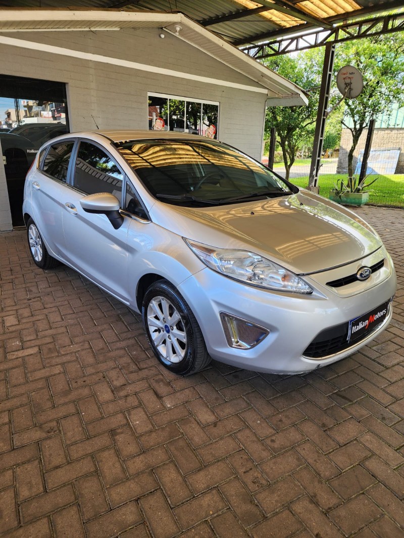 FIESTA 1.6 SE HATCH 16V FLEX 4P MANUAL - 2012 - CAXIAS DO SUL