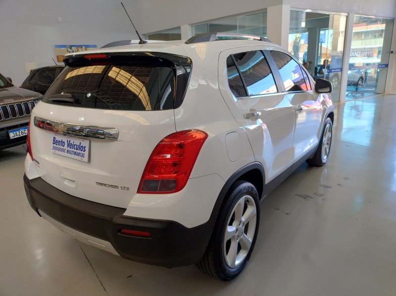 TRACKER 1.8 MPFI LTZ 4X2 16V FLEX 4P AUTOMÁTICO - 2015 - BENTO GONçALVES