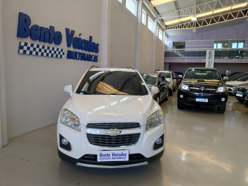 tracker 1.8 mpfi ltz 4x2 16v flex 4p automatico 2015 bento goncalves