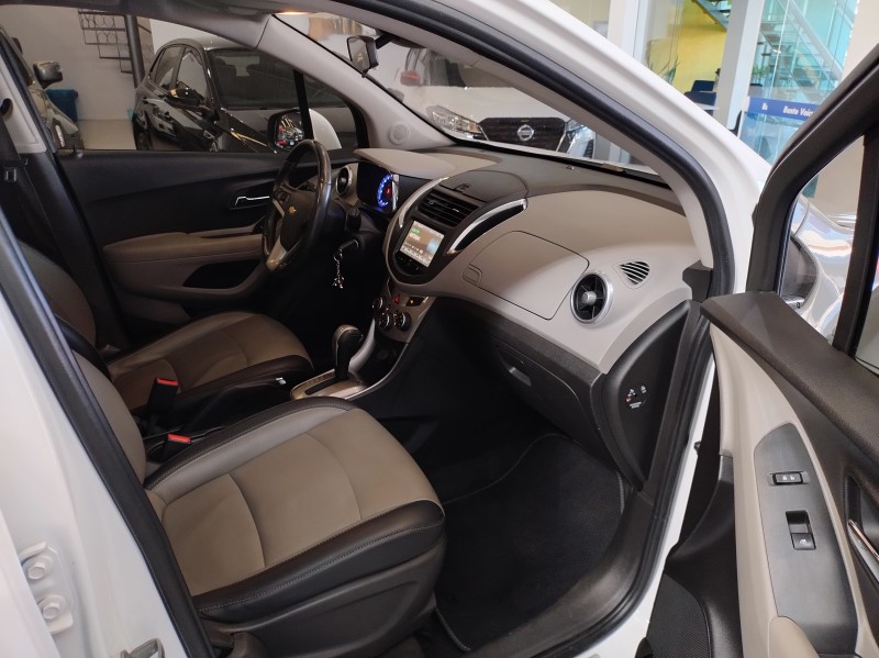 TRACKER 1.8 MPFI LTZ 4X2 16V FLEX 4P AUTOMÁTICO - 2015 - BENTO GONçALVES